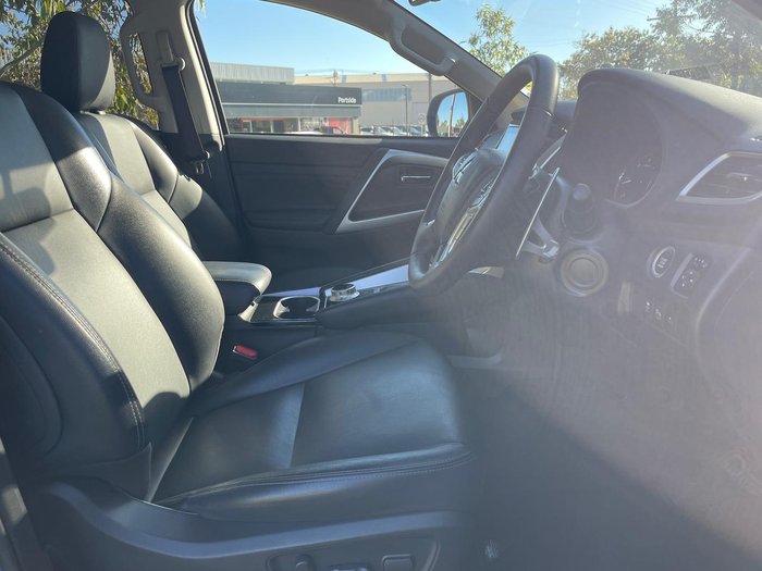 2024 Mitsubishi Pajero Sport GLS