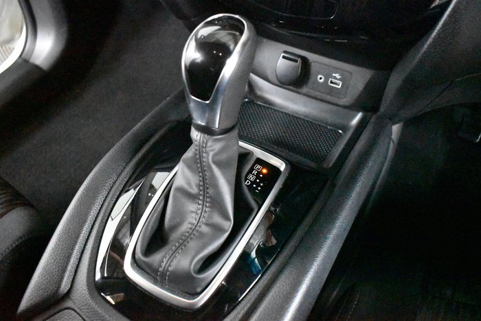 2021 Nissan X-TRAIL ST