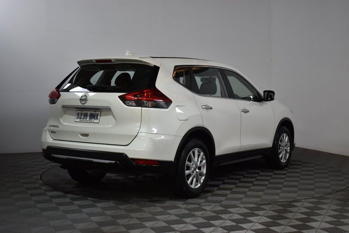 2021 Nissan X-TRAIL ST
