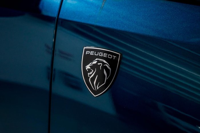 2024 Peugeot 3008 GT Premium Hybrid P64 MY25 Obsession Blue