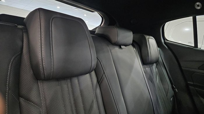 2025 Peugeot 408 GT Premium Hybrid