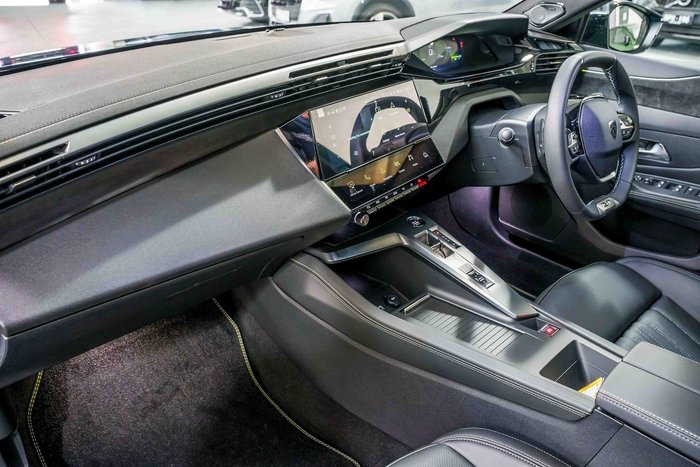 2024 Peugeot 408 GT Premium Hybrid