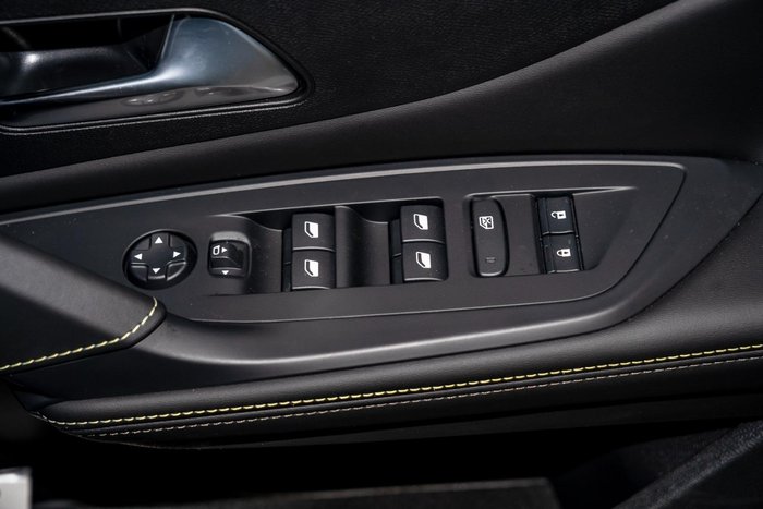 2025 Peugeot 408 GT Premium Hybrid