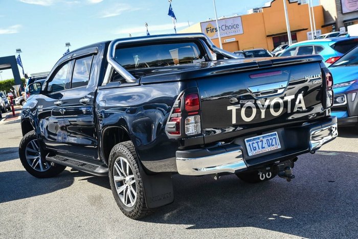 2019 Toyota Hilux SR5