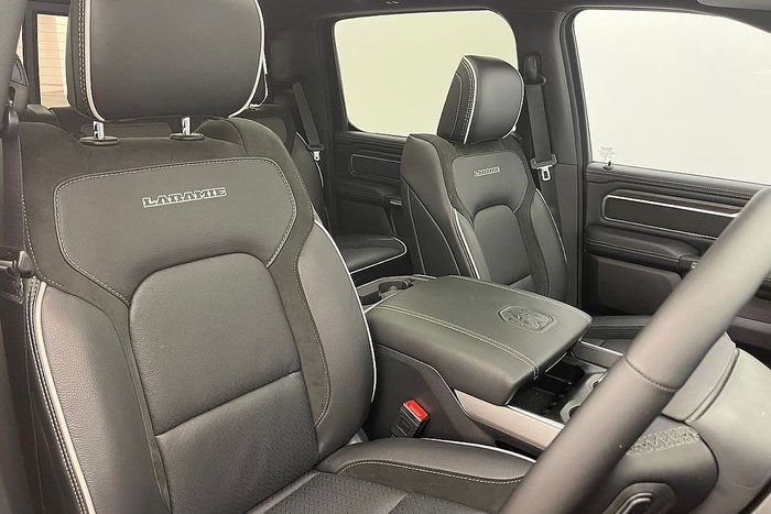 2025 RAM 1500 Laramie Sport Hurricane SO RamBox
