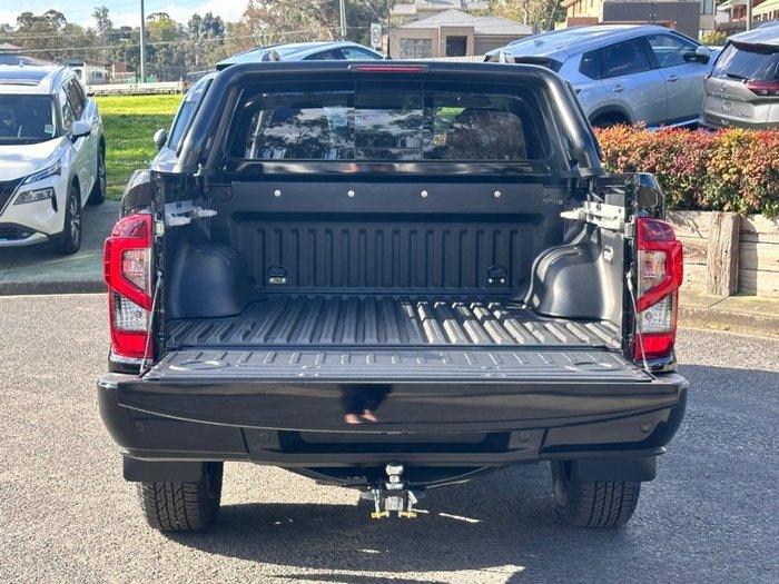 2025 Nissan Navara PRO-4X DUAL CAB