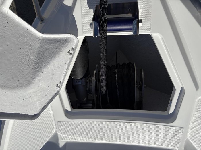 2025 Cruise Craft E770 HT
