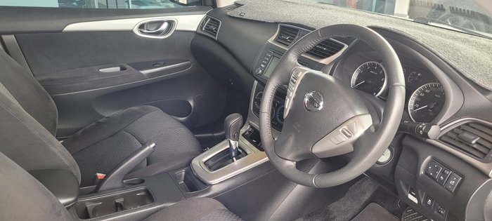 2016 Nissan Pulsar ST-L