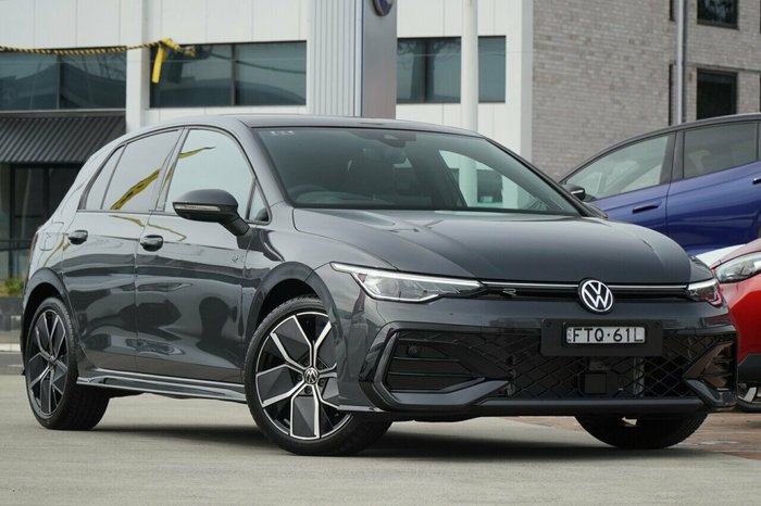 2025 Volkswagen Golf 110TSI R-Line