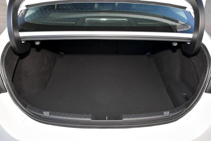 2025 Mazda 3 G25 Astina