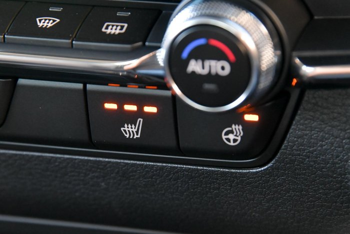 2025 Mazda 3 G25 Astina