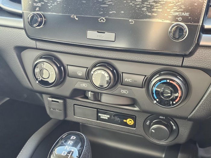 2025 Mazda BT-50 XT
