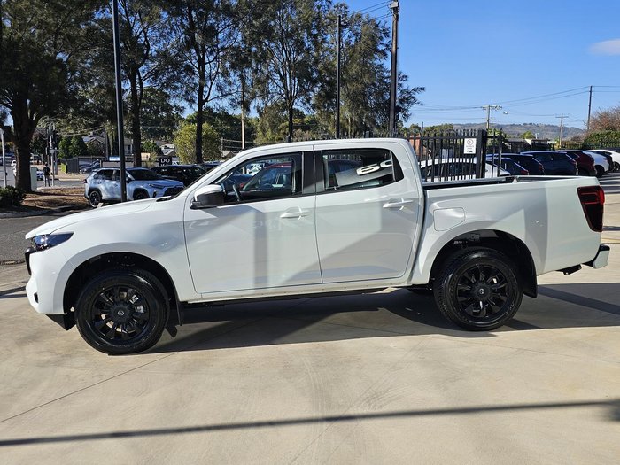 2025 Mazda BT-50 XT