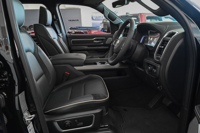 2025 RAM 1500 Laramie Sport Hurricane SO RamBox