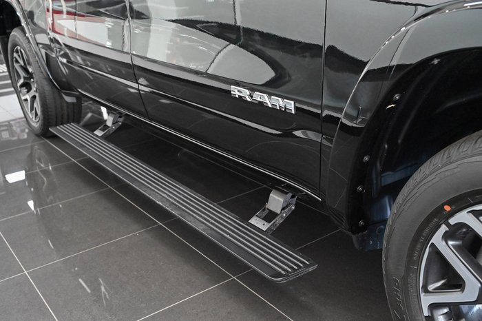 2025 RAM 1500 Laramie Sport Hurricane SO RamBox