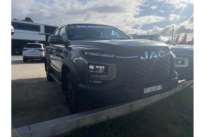 2024 JAC T9 Oasis