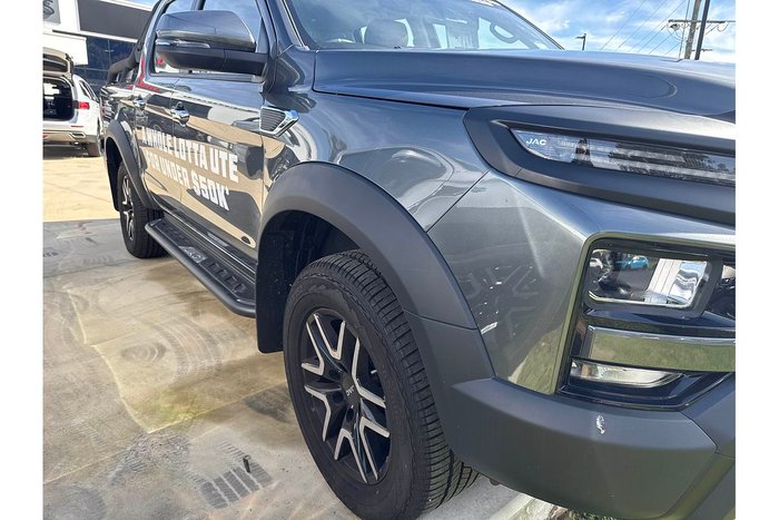 2024 JAC T9 Oasis