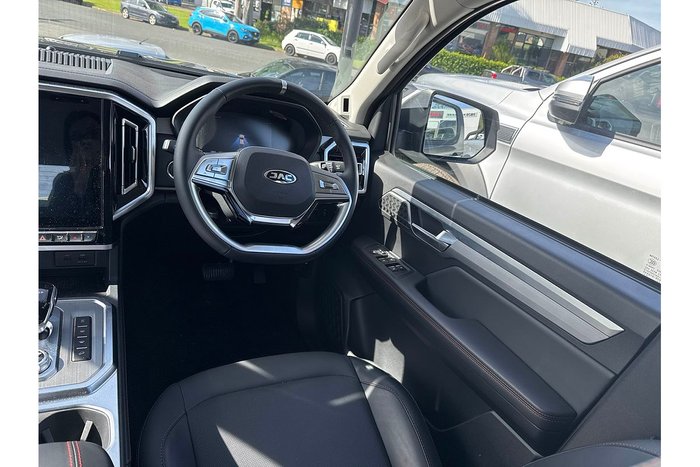 2024 JAC T9 Oasis