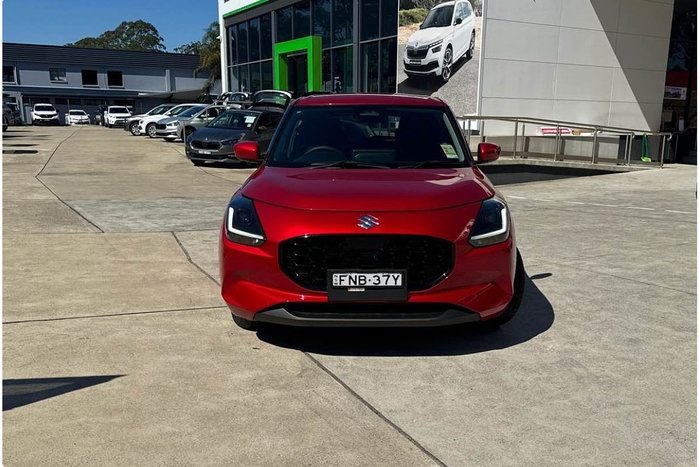 2024 Suzuki Swift Hybrid Plus
