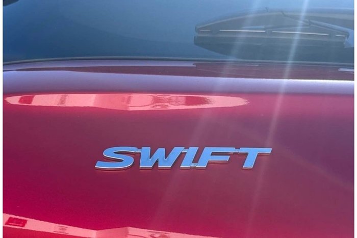2024 Suzuki Swift Hybrid Plus