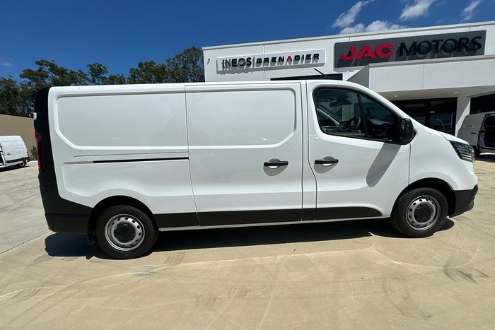2024 Renault Trafic Premium