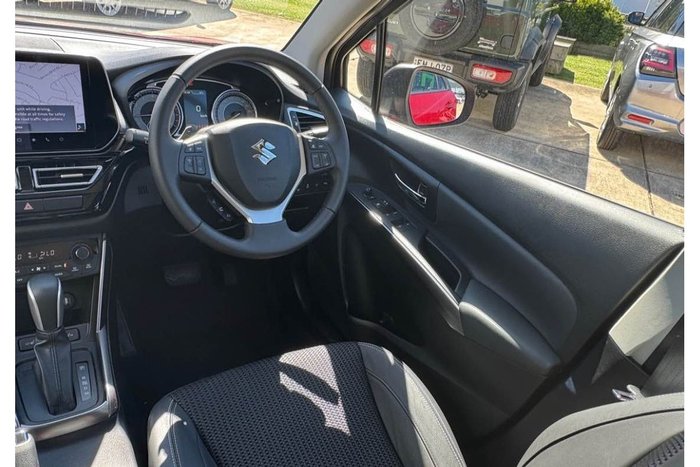 2023 Suzuki S-Cross Plus