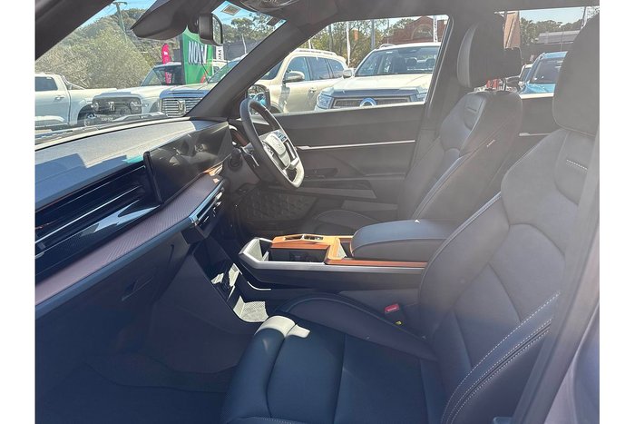 2024 KGM SsangYong Torres Ultimate