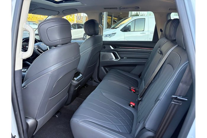 2026 LDV D90 Executive