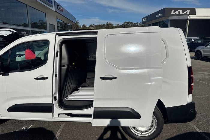 2024 Peugeot Partner Pro