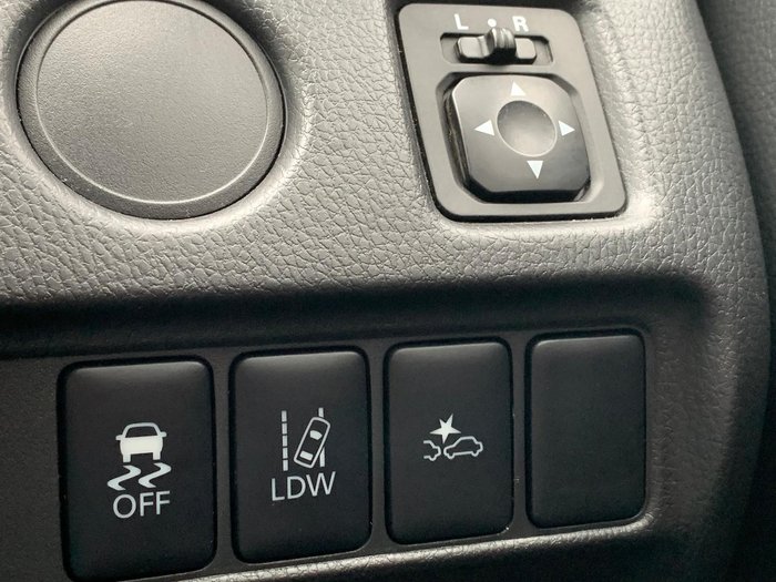 2021 Mitsubishi Triton GLX+