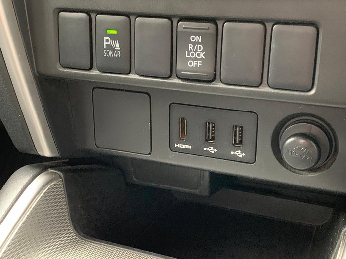 2021 Mitsubishi Triton GLX+