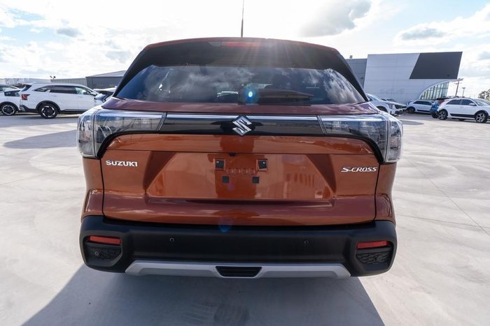 2023 Suzuki S-Cross GL+