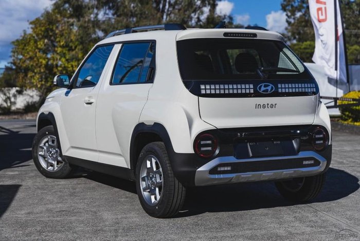 2025 Hyundai INSTER Cross