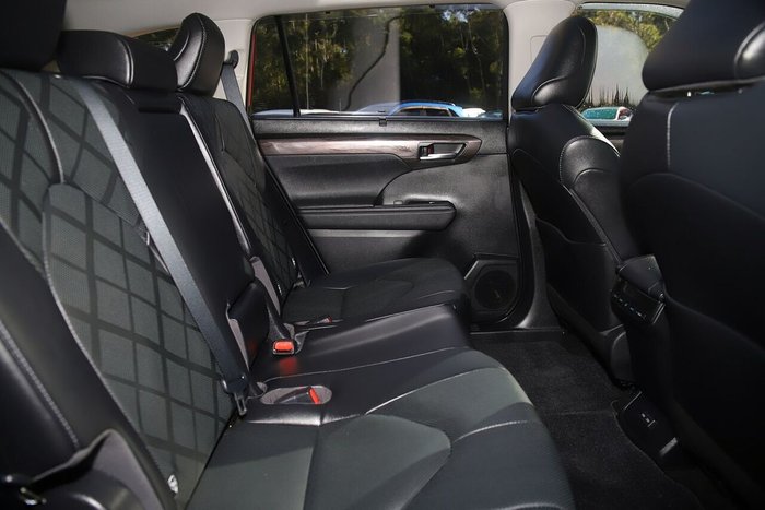 2023 Toyota Kluger Grande