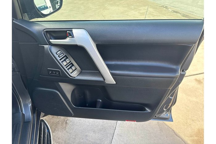 2021 Toyota Landcruiser Prado Kakadu