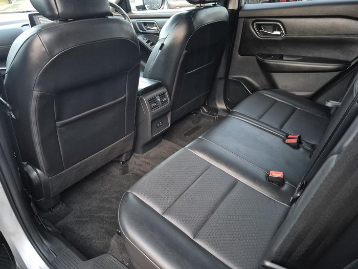 2024 Nissan X-TRAIL ST-L