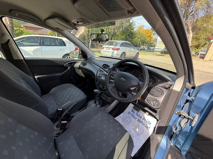 2003 Ford Focus CL LR MY03 Capri Blue