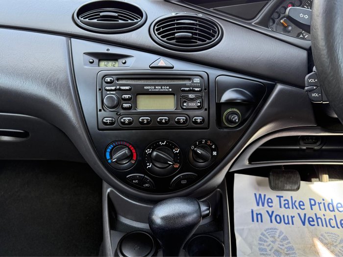 2003 Ford Focus CL LR MY03 Capri Blue