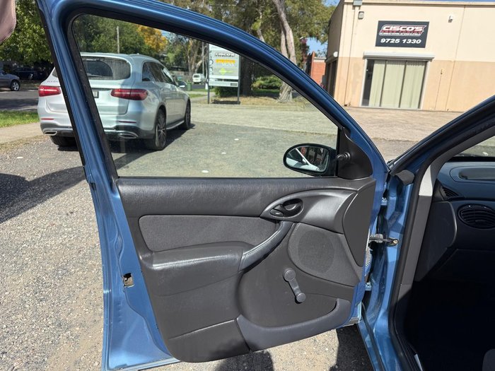 2003 Ford Focus CL LR MY03 Capri Blue