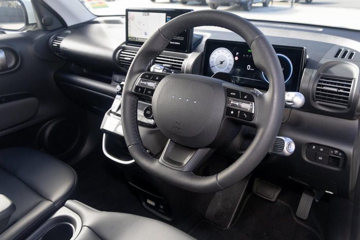 2025 Hyundai INSTER Cross