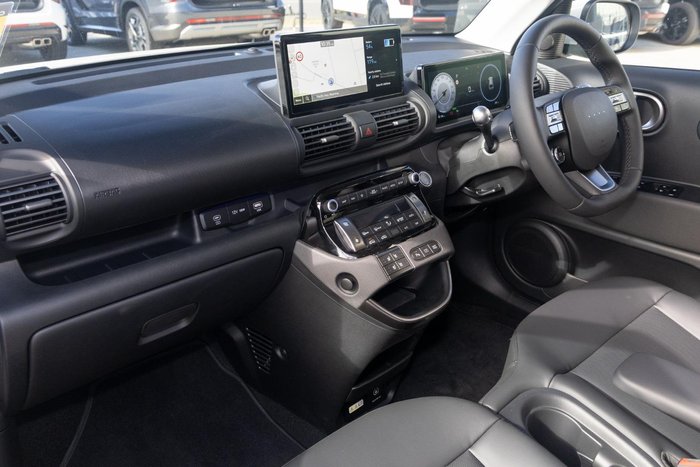 2025 Hyundai INSTER Cross