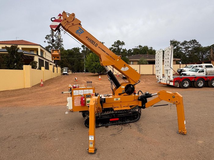2019 Crawler Crane 3T