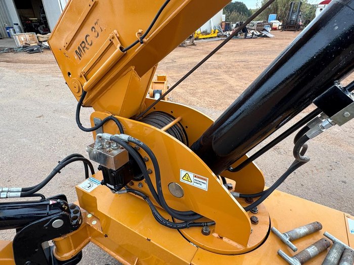 2019 Crawler Crane 3T
