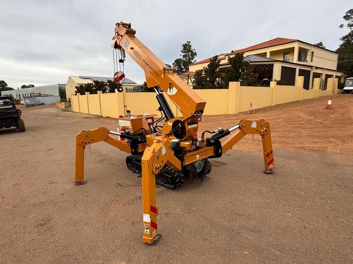 2019 Crawler Crane 3T