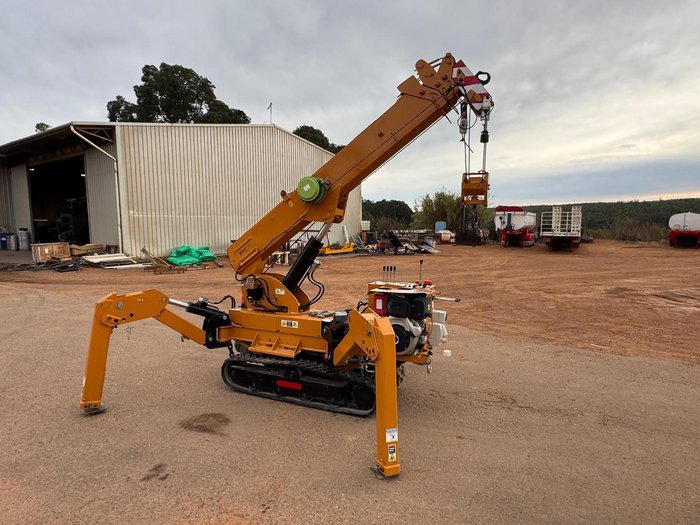 2019 Crawler Crane 3T