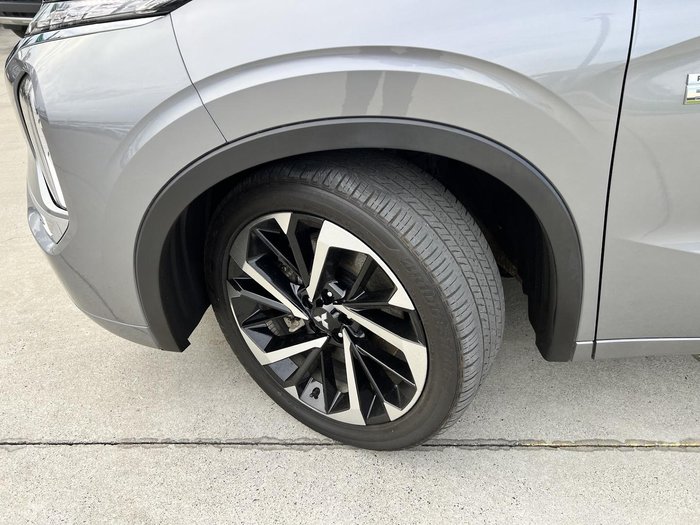 2022 Mitsubishi Outlander PHEV Exceed