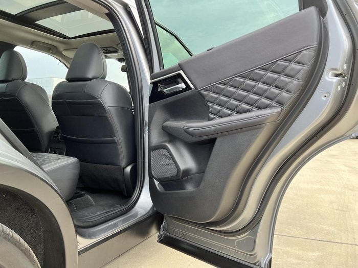 2022 Mitsubishi Outlander PHEV Exceed