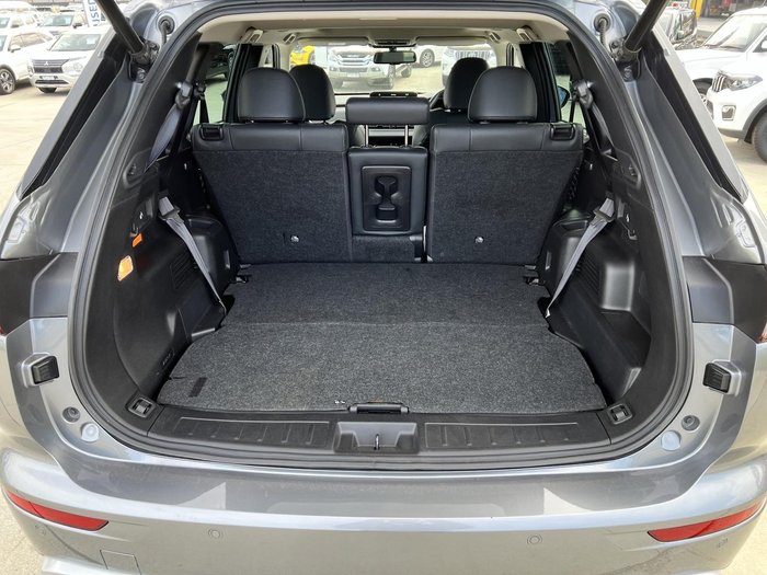 2022 Mitsubishi Outlander PHEV Exceed