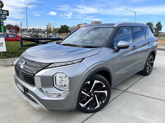2022 Mitsubishi Outlander PHEV Exceed