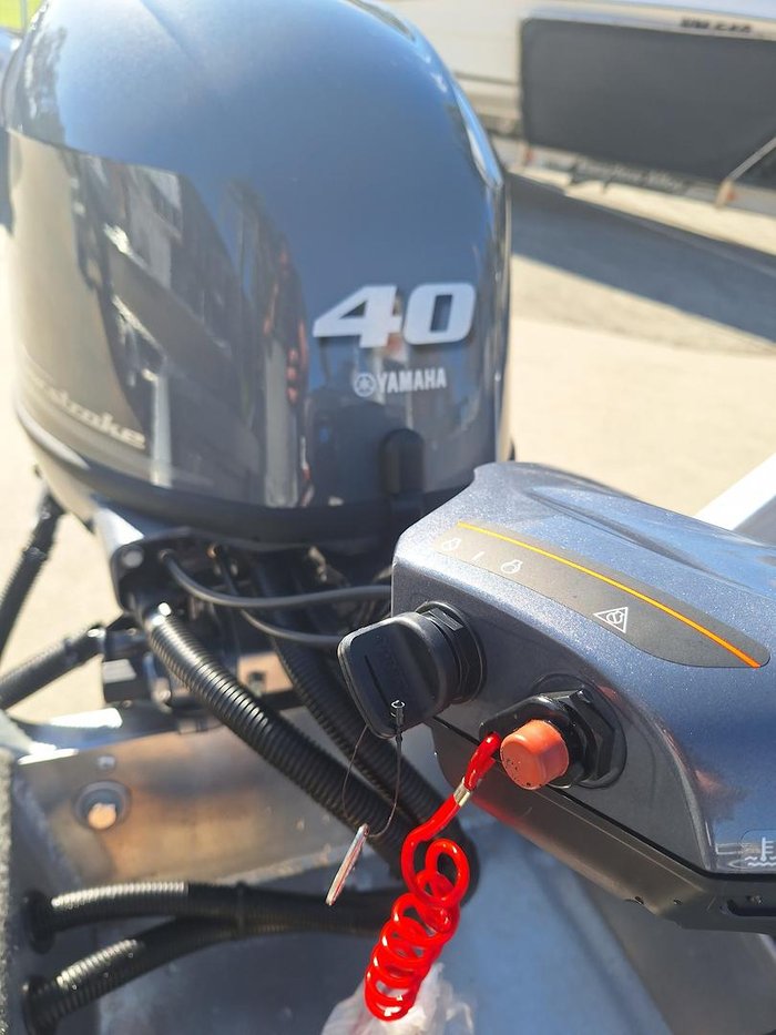 2025 QUINTREX 420 Explorer